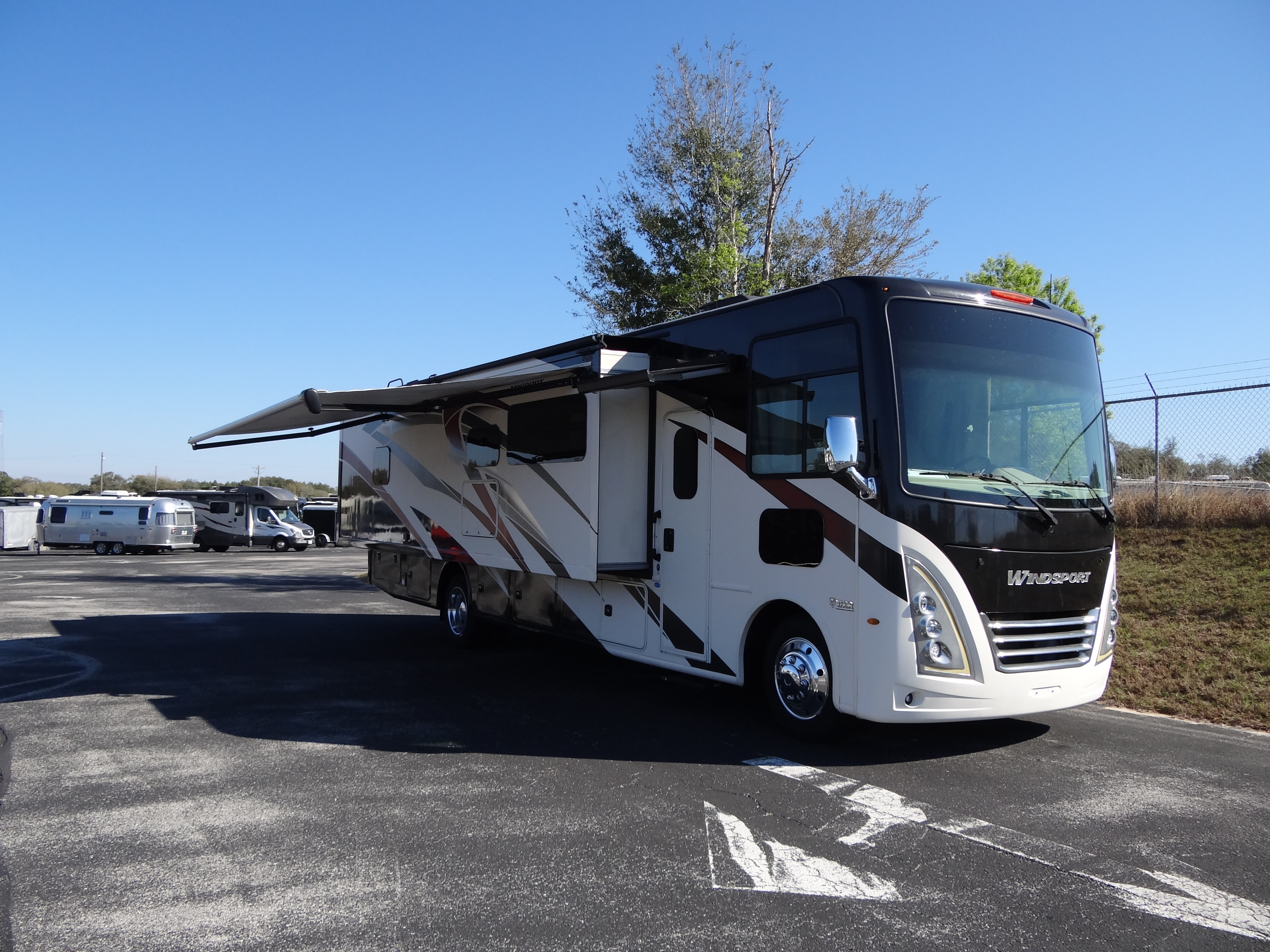 2022 Thor Motor Coach WINDSPORT 34R RV