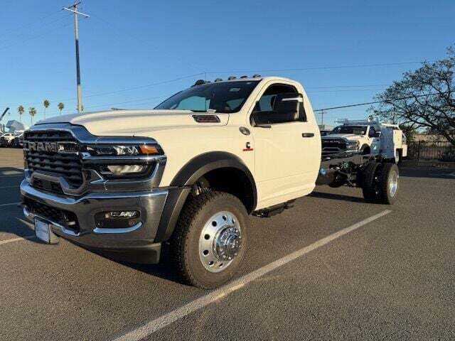 2026 RAM 5500 TRADESMAN in 1007318