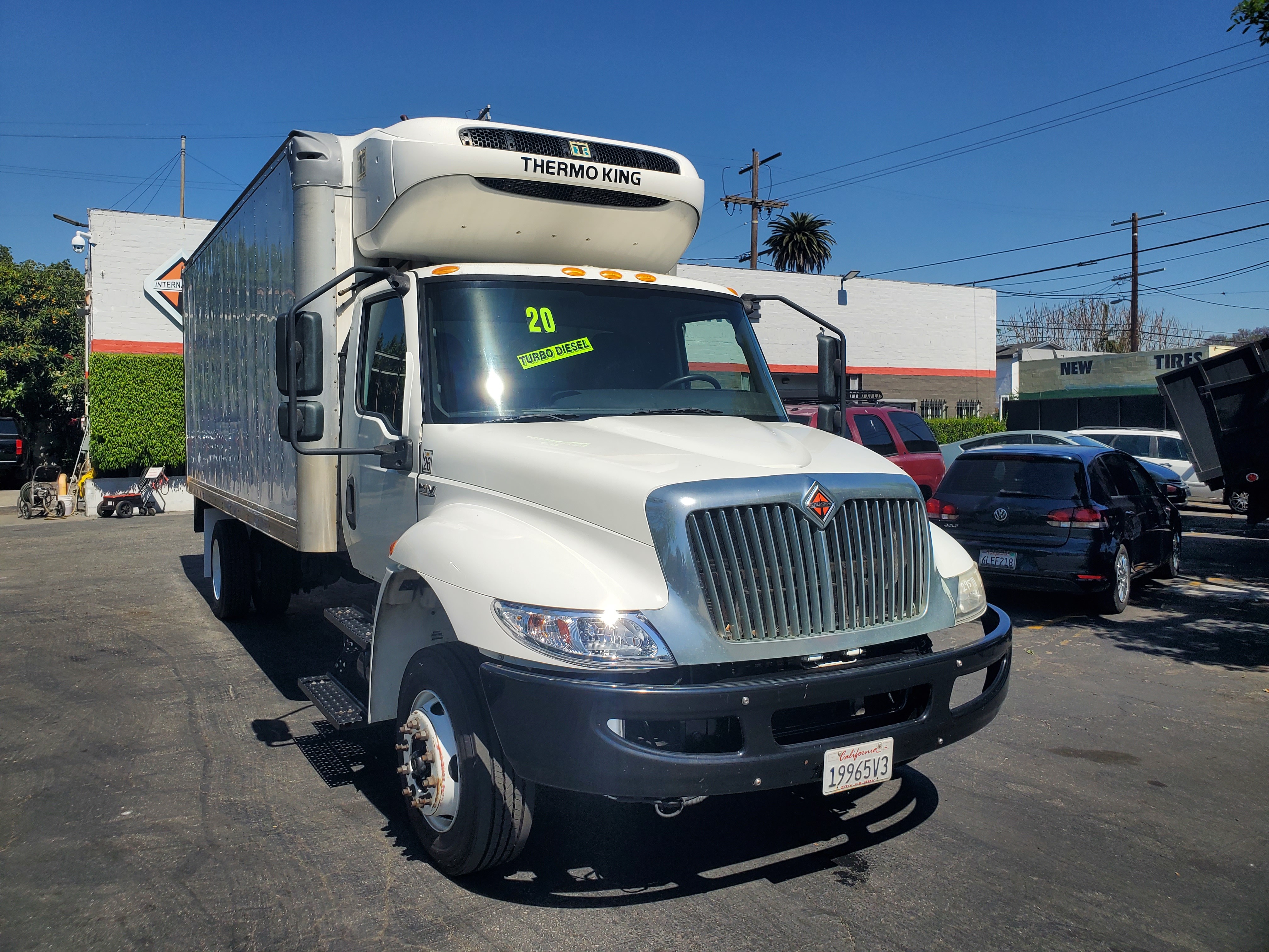 2020 INTERNATIONAL MV607 in Los Angeles, CA