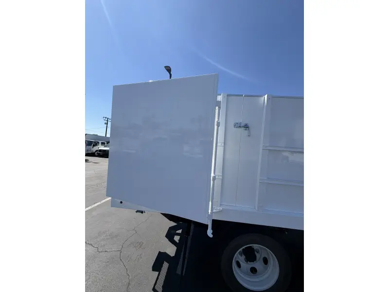 2026 ISUZU NPR HD GAS