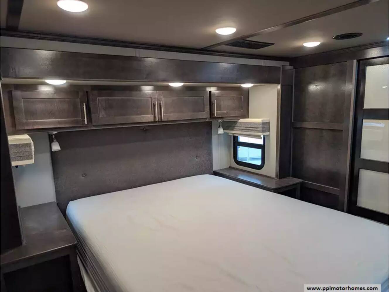 A photo of this 2022 The Rv Factory GOLD 35GRS