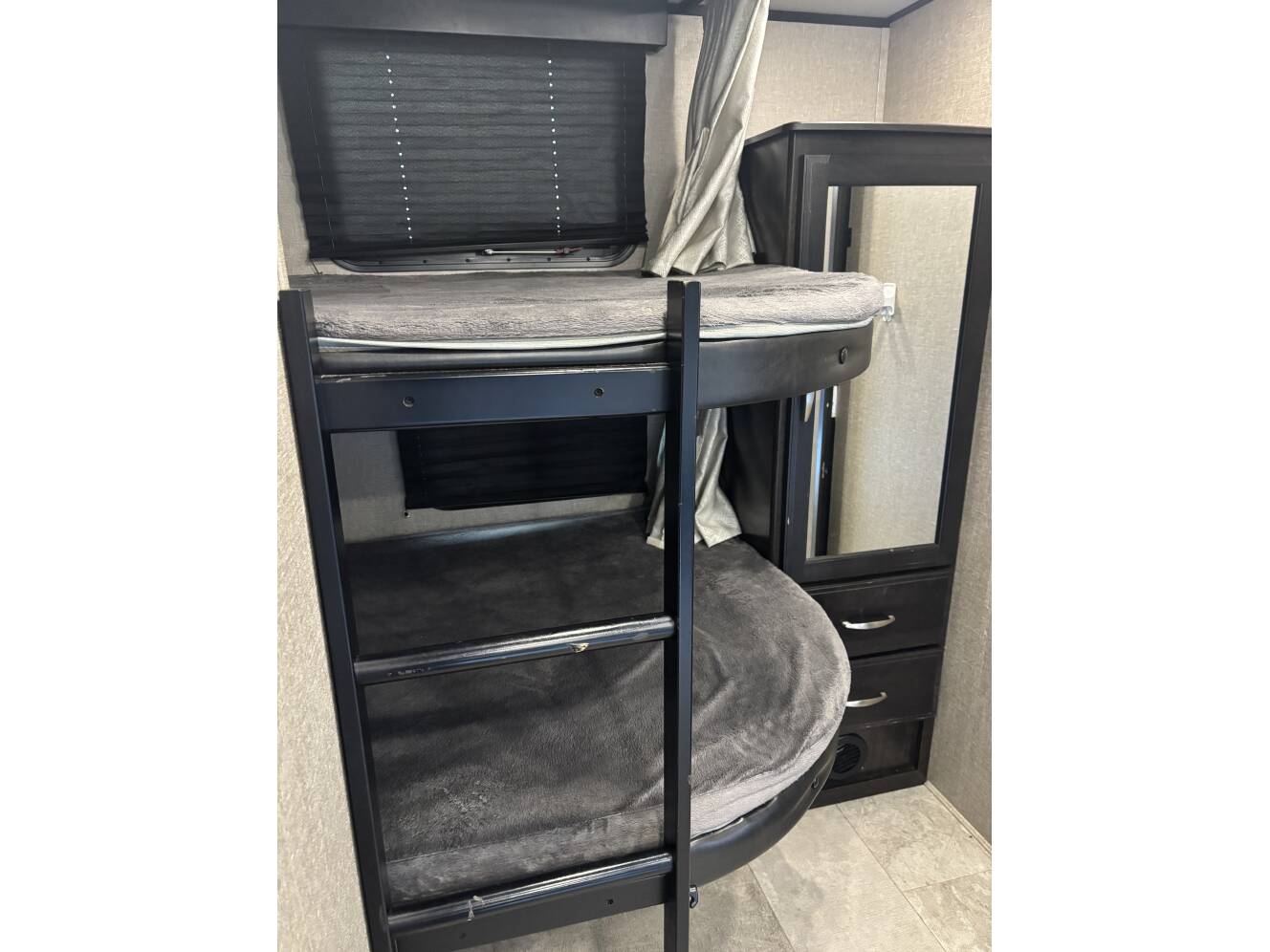A photo of this 2019 Grand Design IMAGINE XLS 19BWE