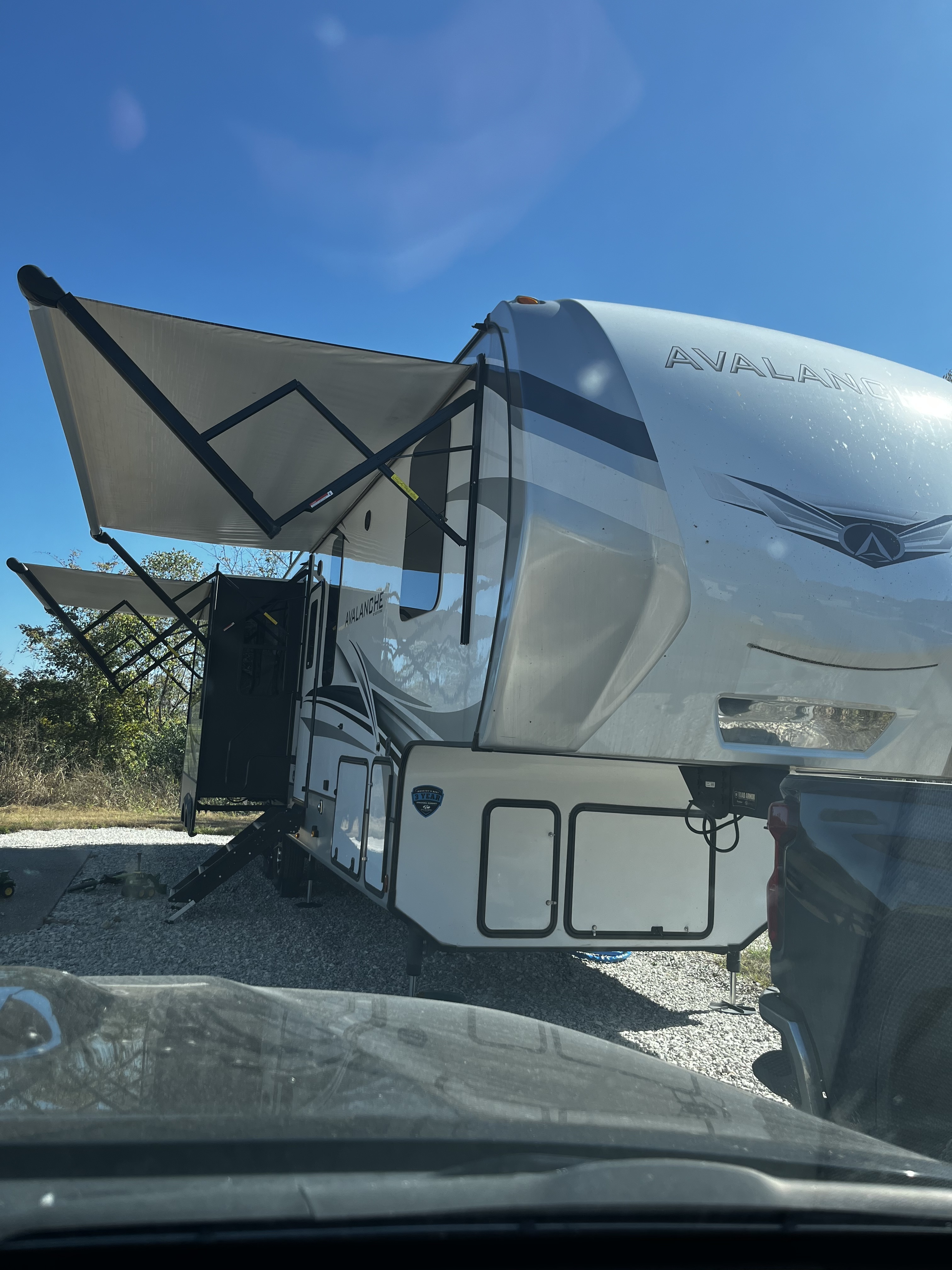 2022 Keystone AVALANCHE 322RL RV