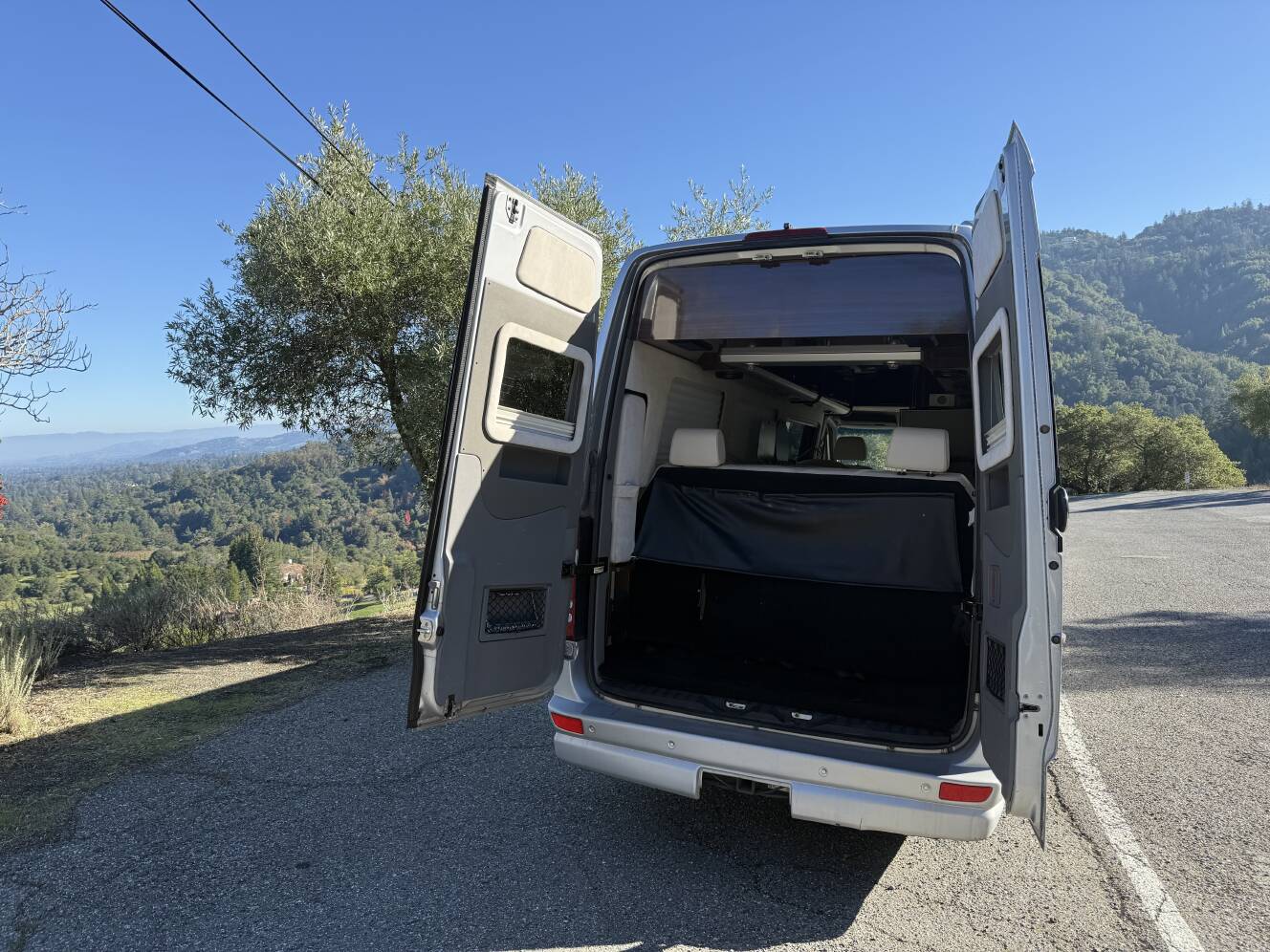 A photo of this 2015 Airstream INTERSTATE GRAND TOUR EXT 3500