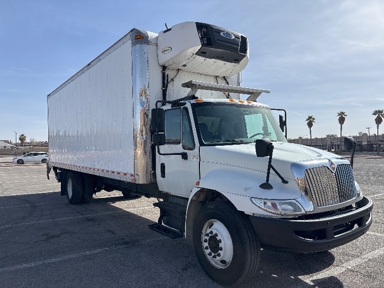 2019 INTERNATIONAL 4300 in El Paso, TX