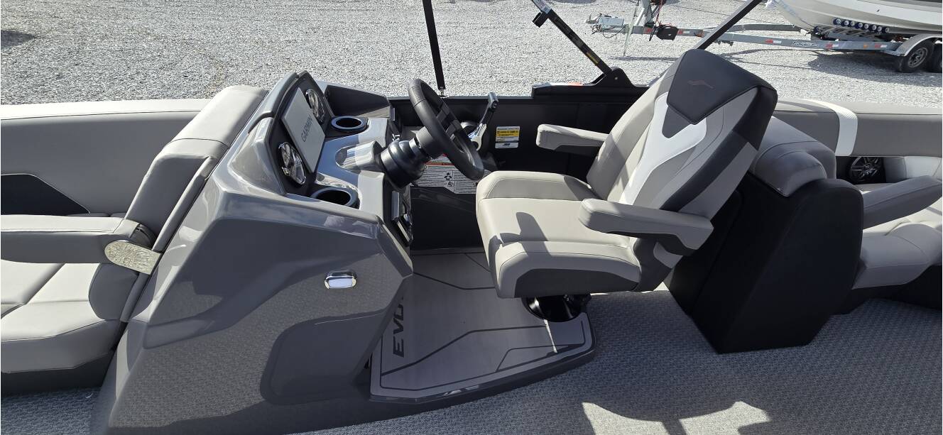 A photo of this 2026 Evotti 521 QL