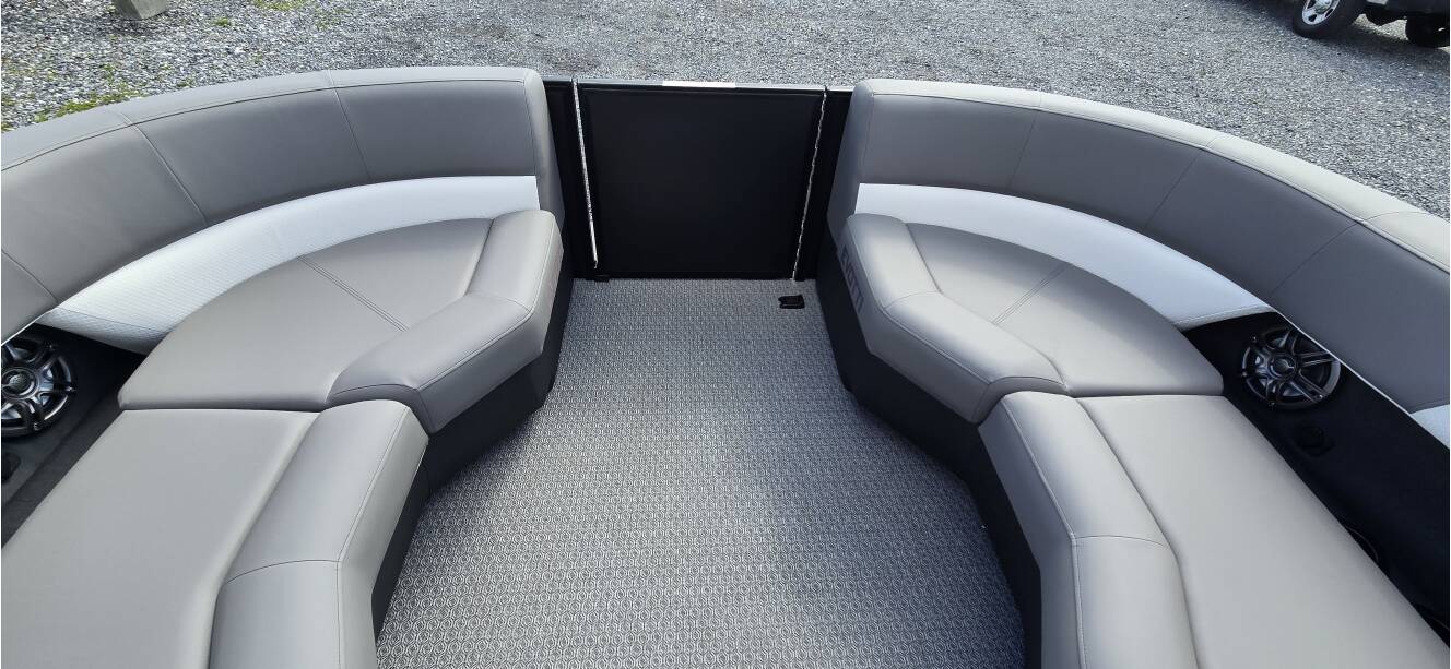 A photo of this 2026 Evotti 521 QL