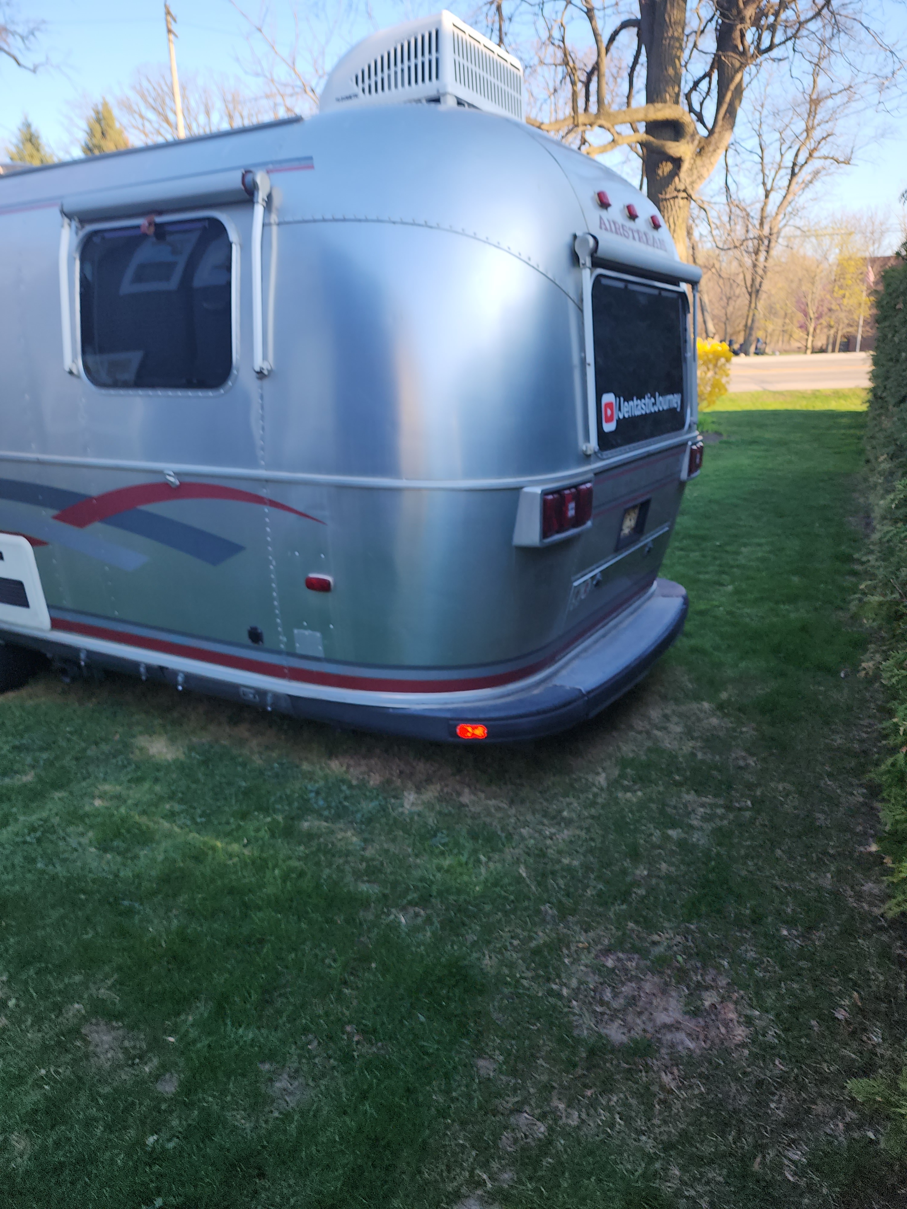 1999 Airstream CLASSIC LIMITED 34 in pleasant prairie WI