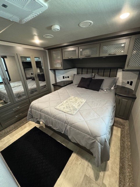 View more photos of this listing