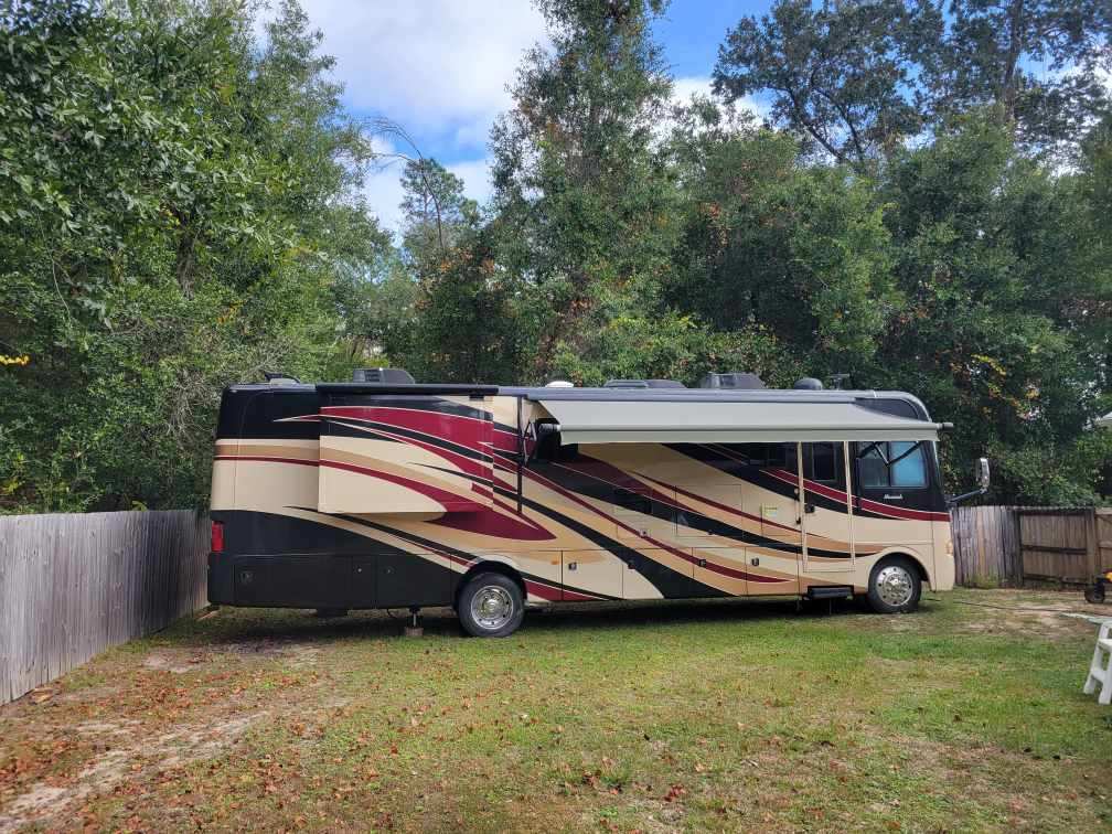 2013 Monaco MONARCH 30SFS RV