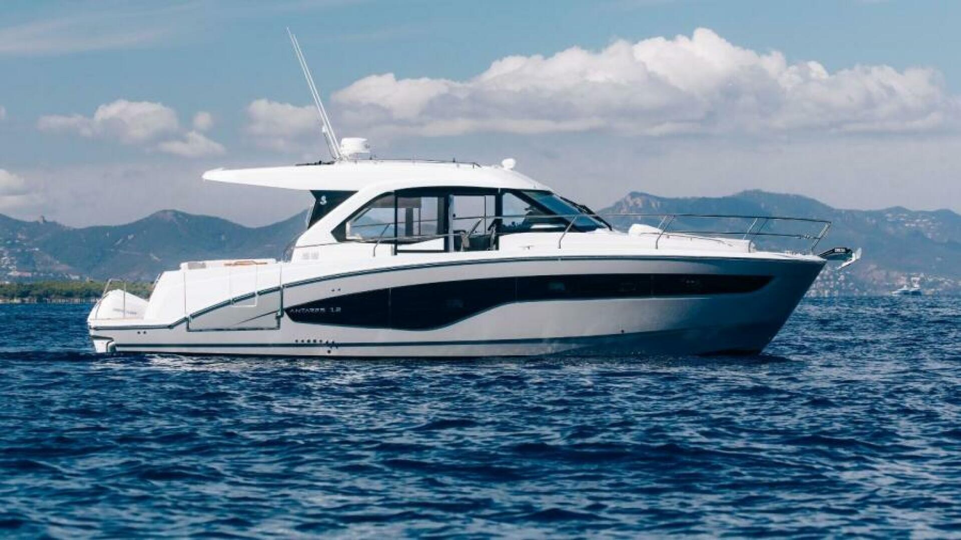 2026 Beneteau Antares 12 Coupe 9 in fort lauderdale FL
