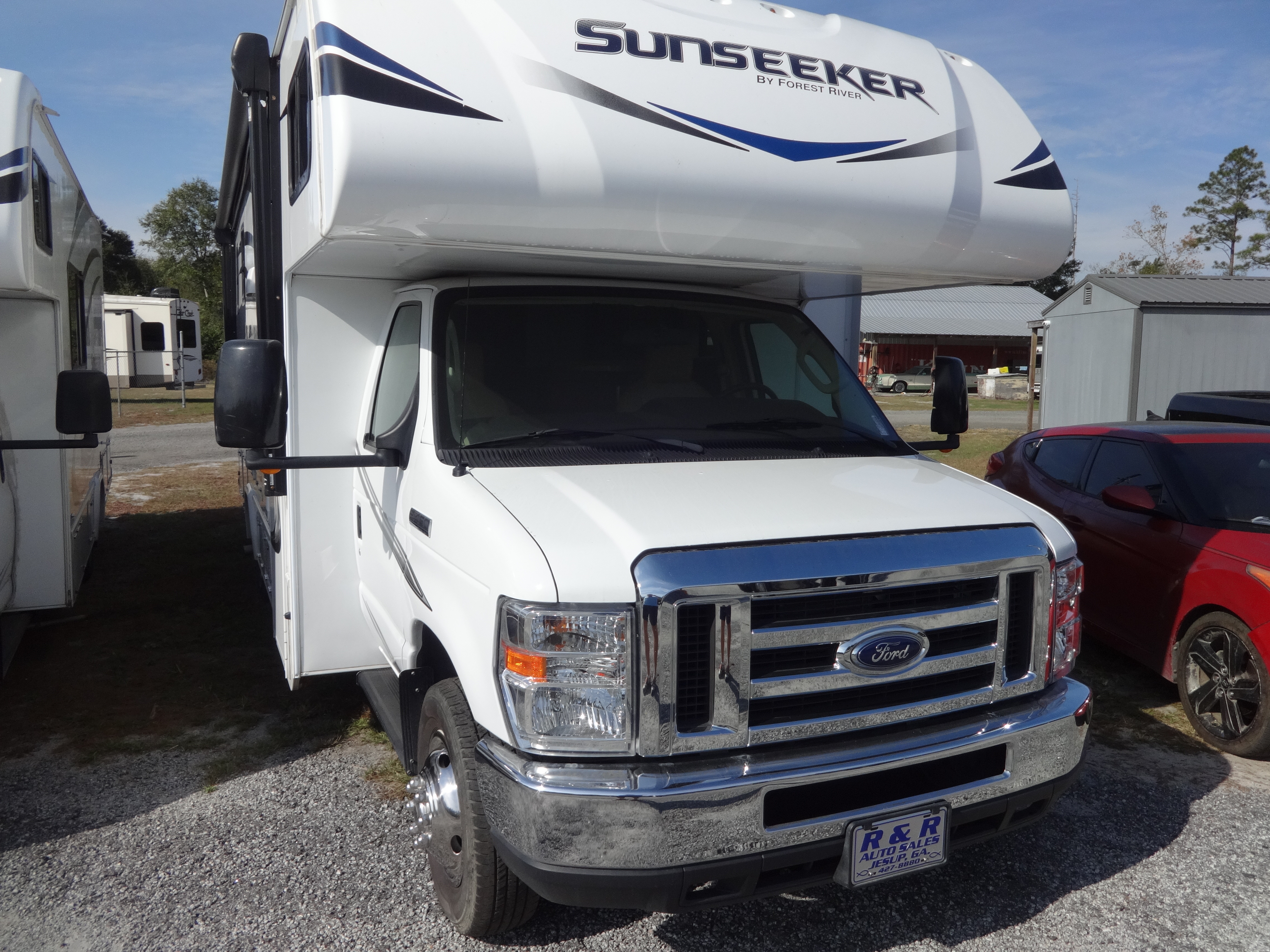 2019 Forest River SUNSEEKER 2420DS in jesup GA