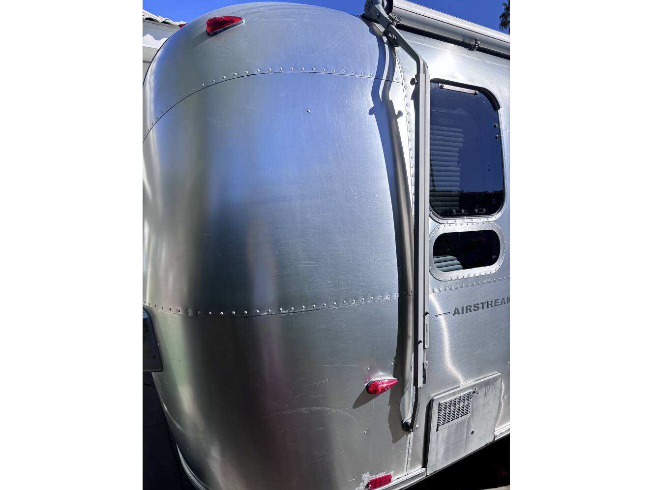 A photo of this 2007 Airstream INTERNATIONAL 19