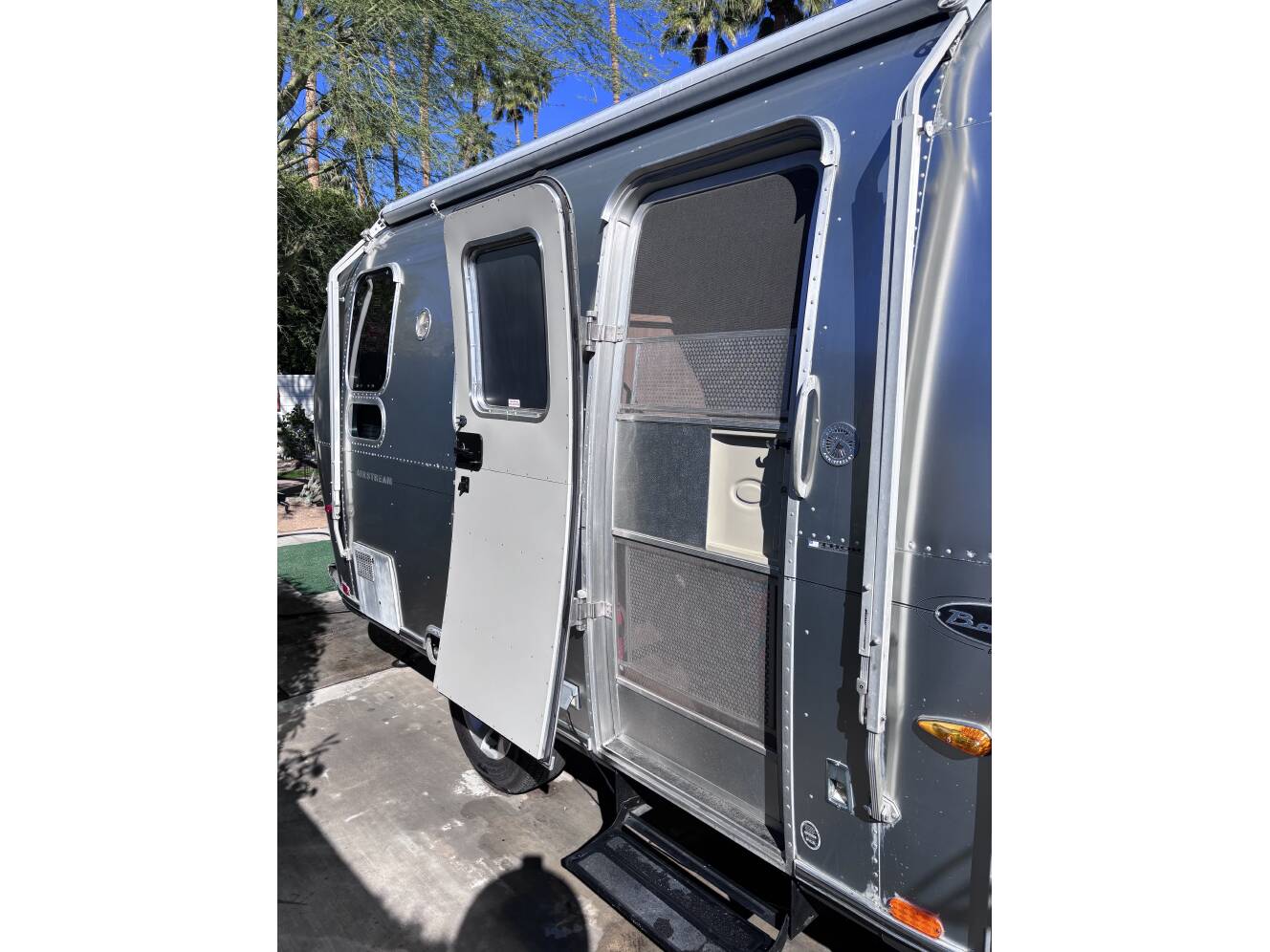 A photo of this 2007 Airstream INTERNATIONAL 19