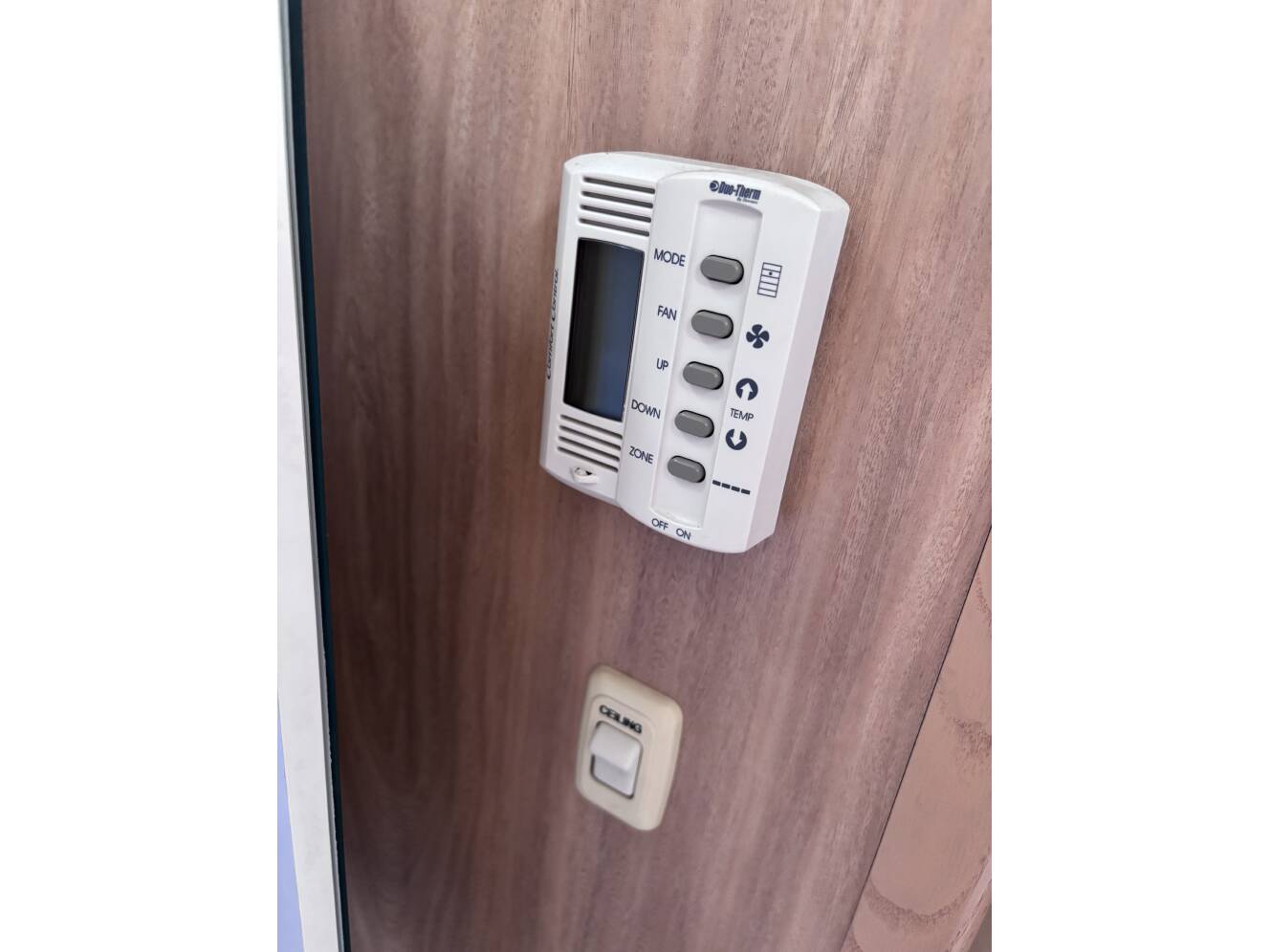 A photo of this 2007 Airstream INTERNATIONAL 19