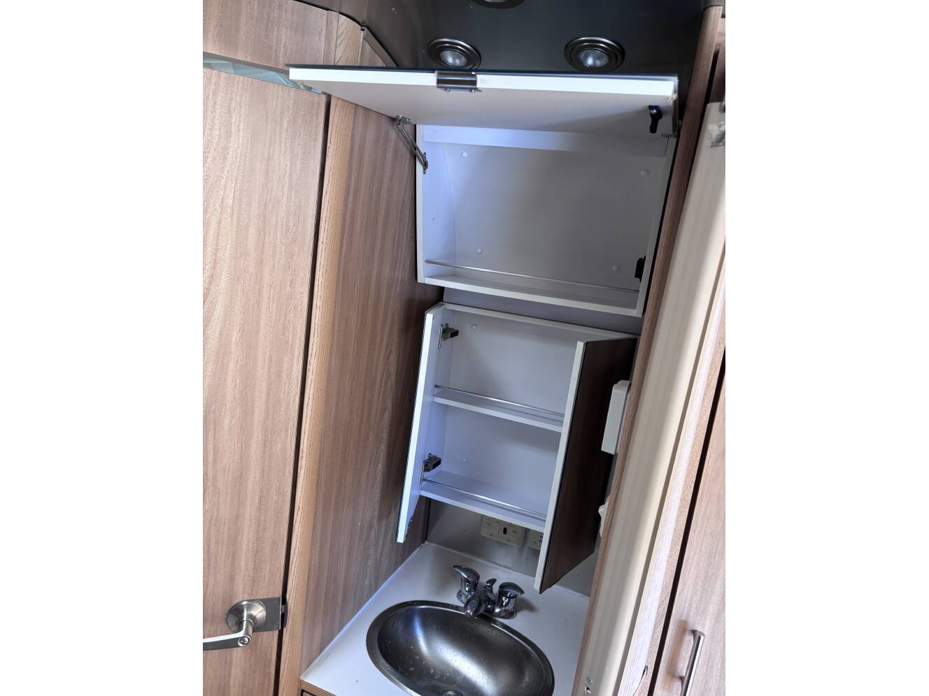 A photo of this 2007 Airstream INTERNATIONAL 19