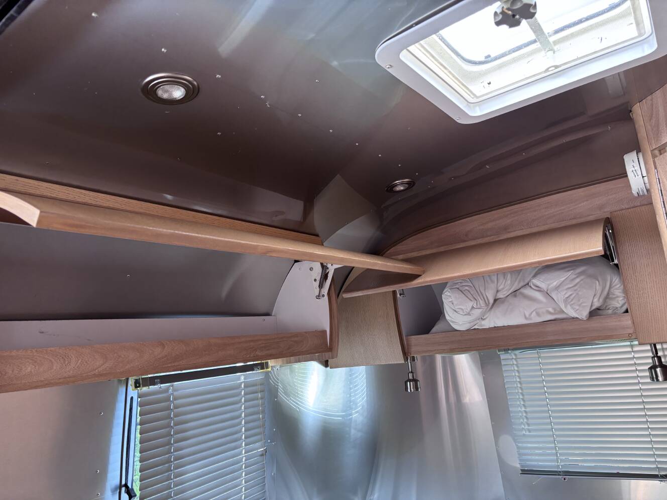 A photo of this 2007 Airstream INTERNATIONAL 19