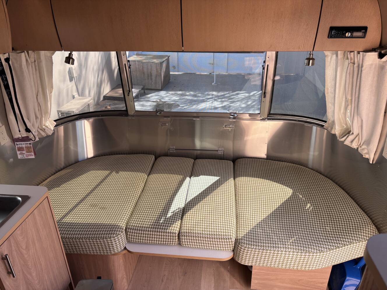 A photo of this 2007 Airstream INTERNATIONAL 19