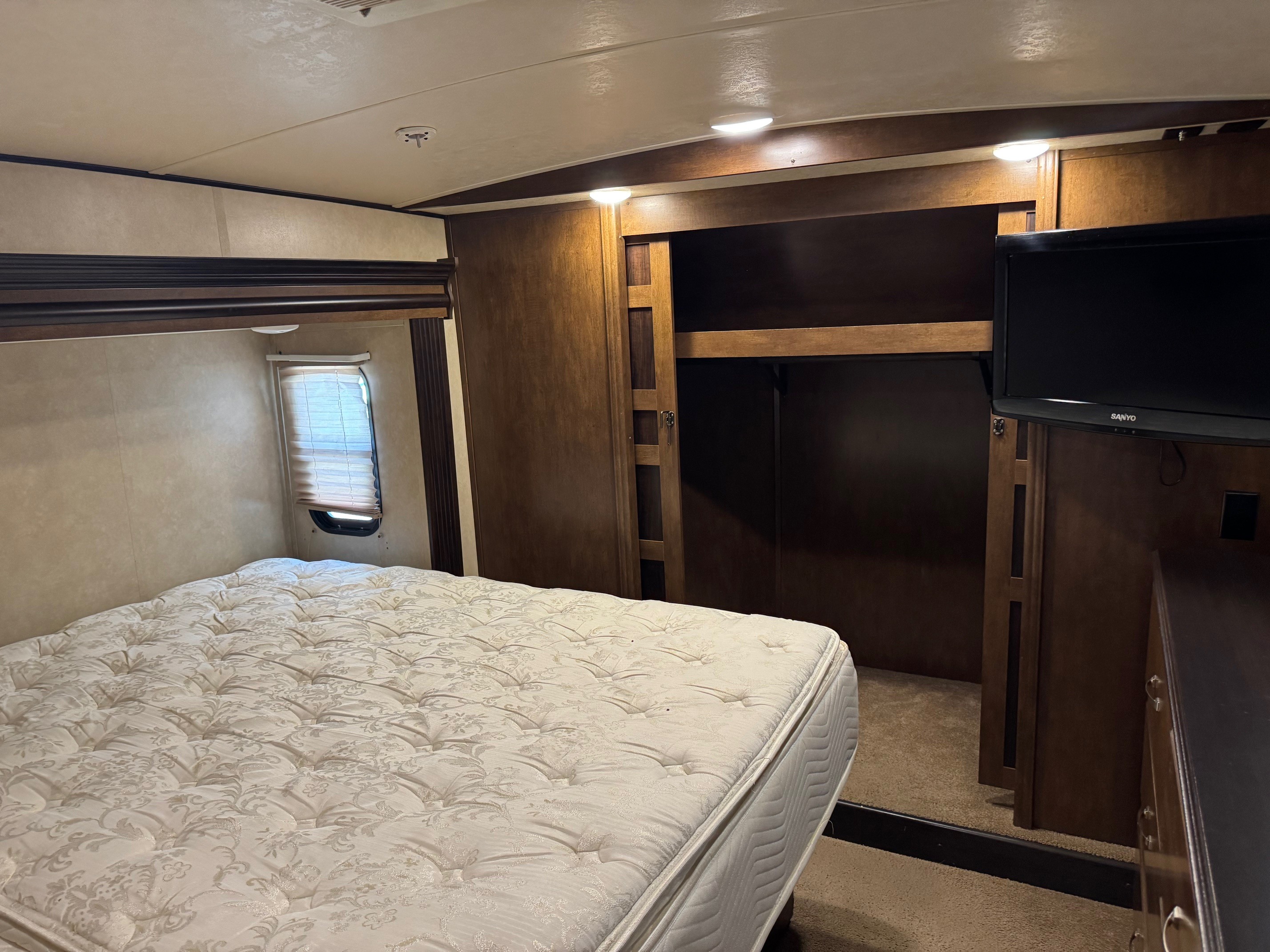 View more photos of this listing