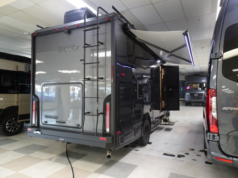2027 WINNEBAGO EKKO 22A