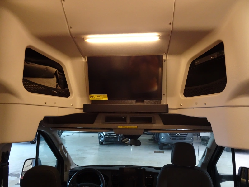 2027 WINNEBAGO EKKO 22A