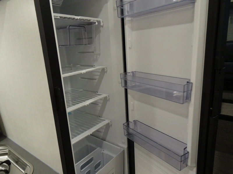 2027 WINNEBAGO EKKO 22A