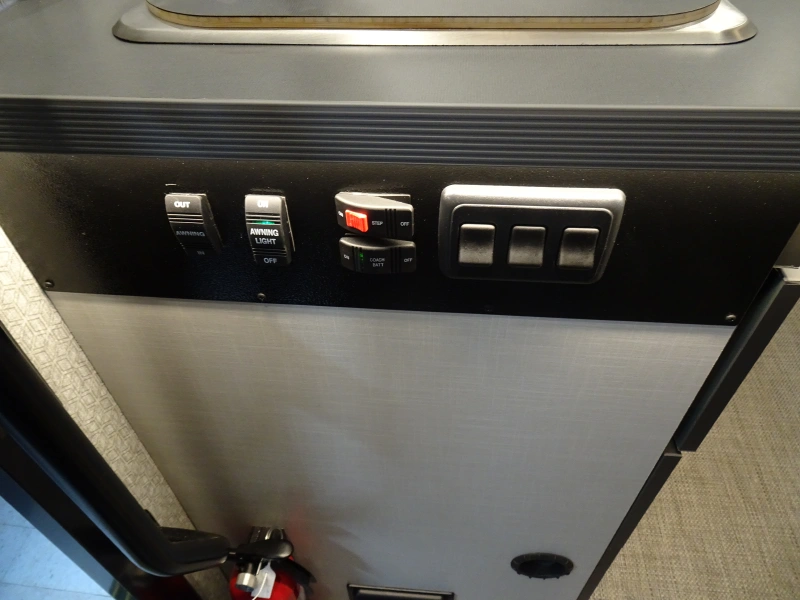 2027 WINNEBAGO EKKO 22A