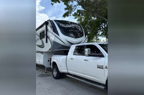 2021 Grand Design SOLITUDE S-CLASS 3950BH in riverview FL