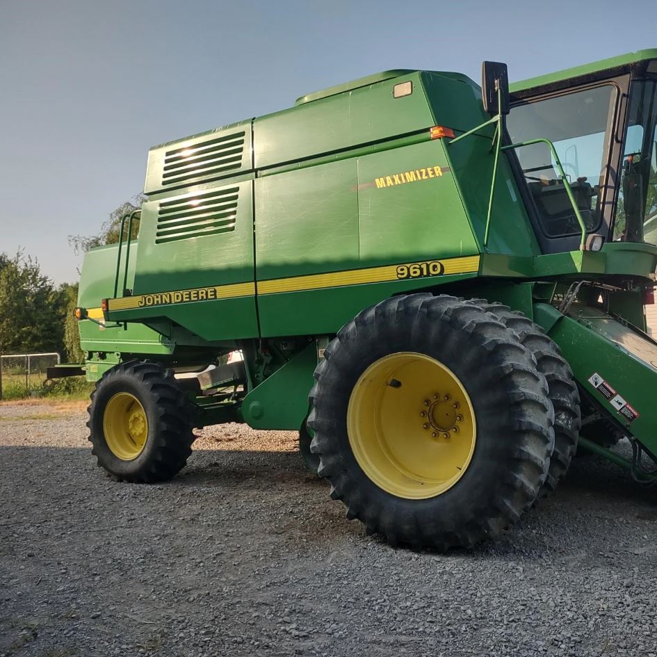 1999 JOHN DEERE 9610 in Bethel, OH