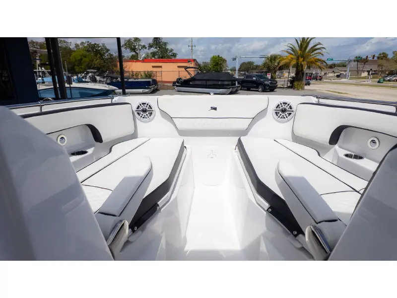 2026 Stingray 259DC
