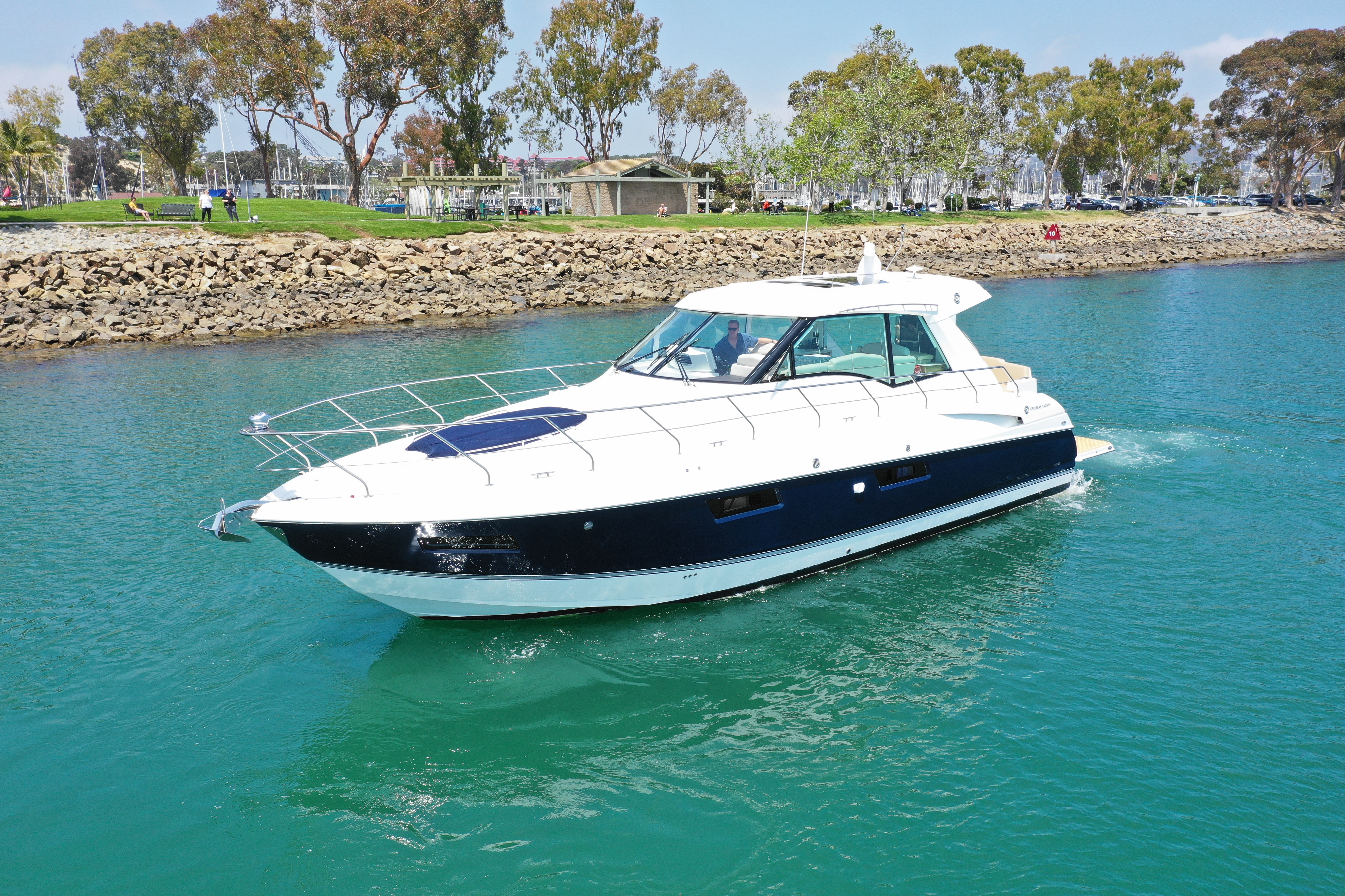 2015 Cruisers Yachts 48 CANTIUS in newport beach CA