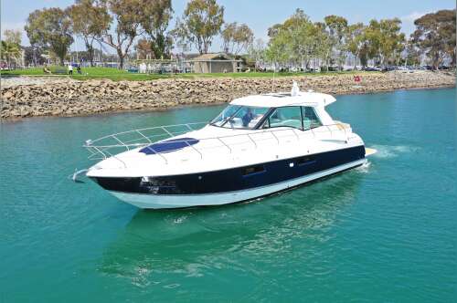 2015 Cruisers Yachts 48 CANTIUS in newport beach CA