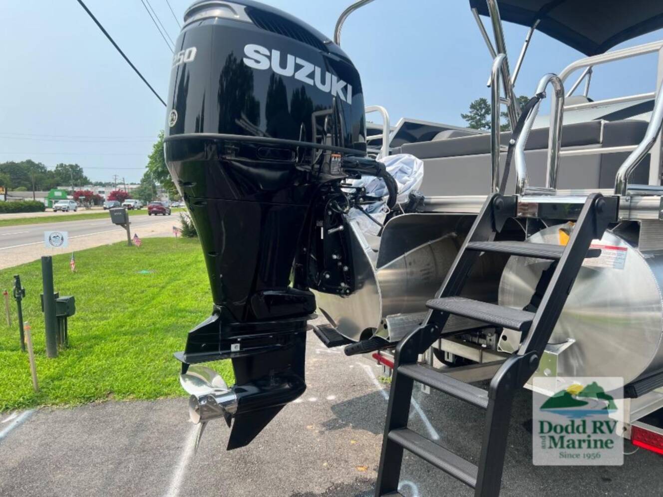 A photo of this 2026 South Bay Pontoons 200 Series S224UL