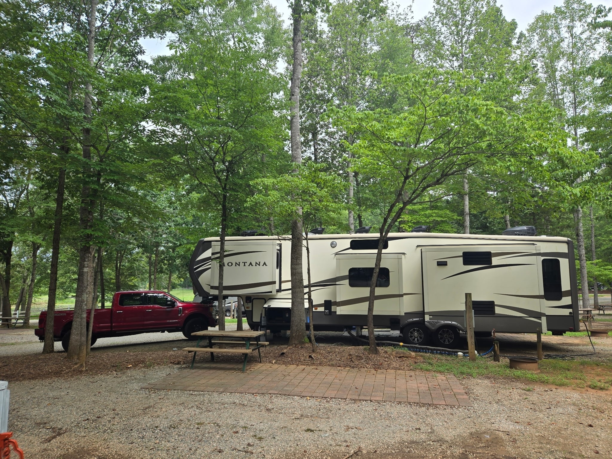 2017 Keystone MONTANA 3950BR in goochland VA