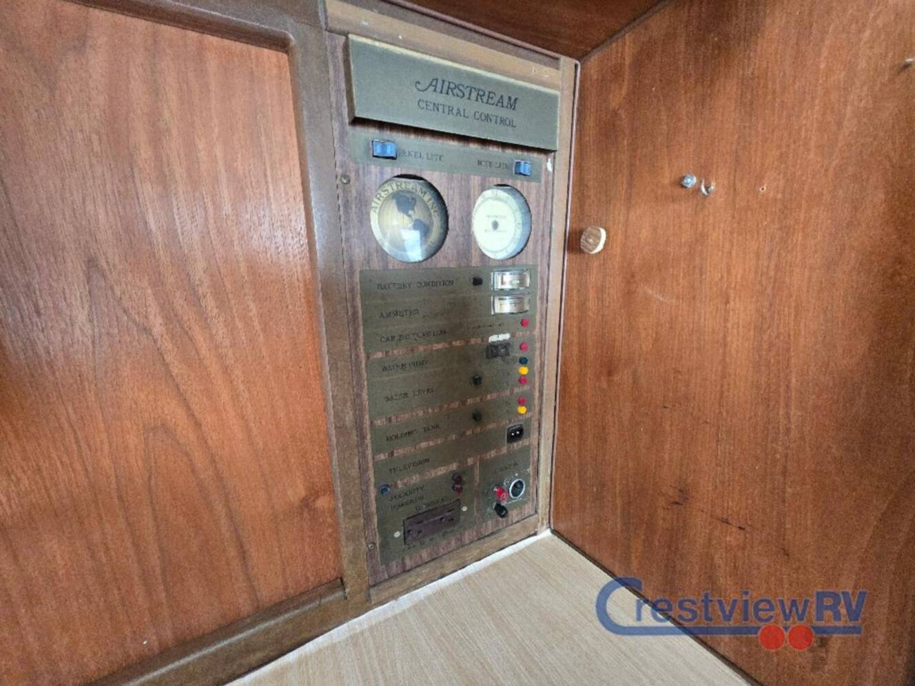 A photo of this 1968 Airstream Crusader