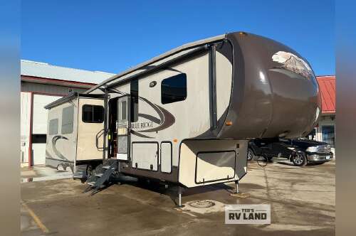 2013 Forest River Rv Blue Ridge 3025RL in paynesville MN