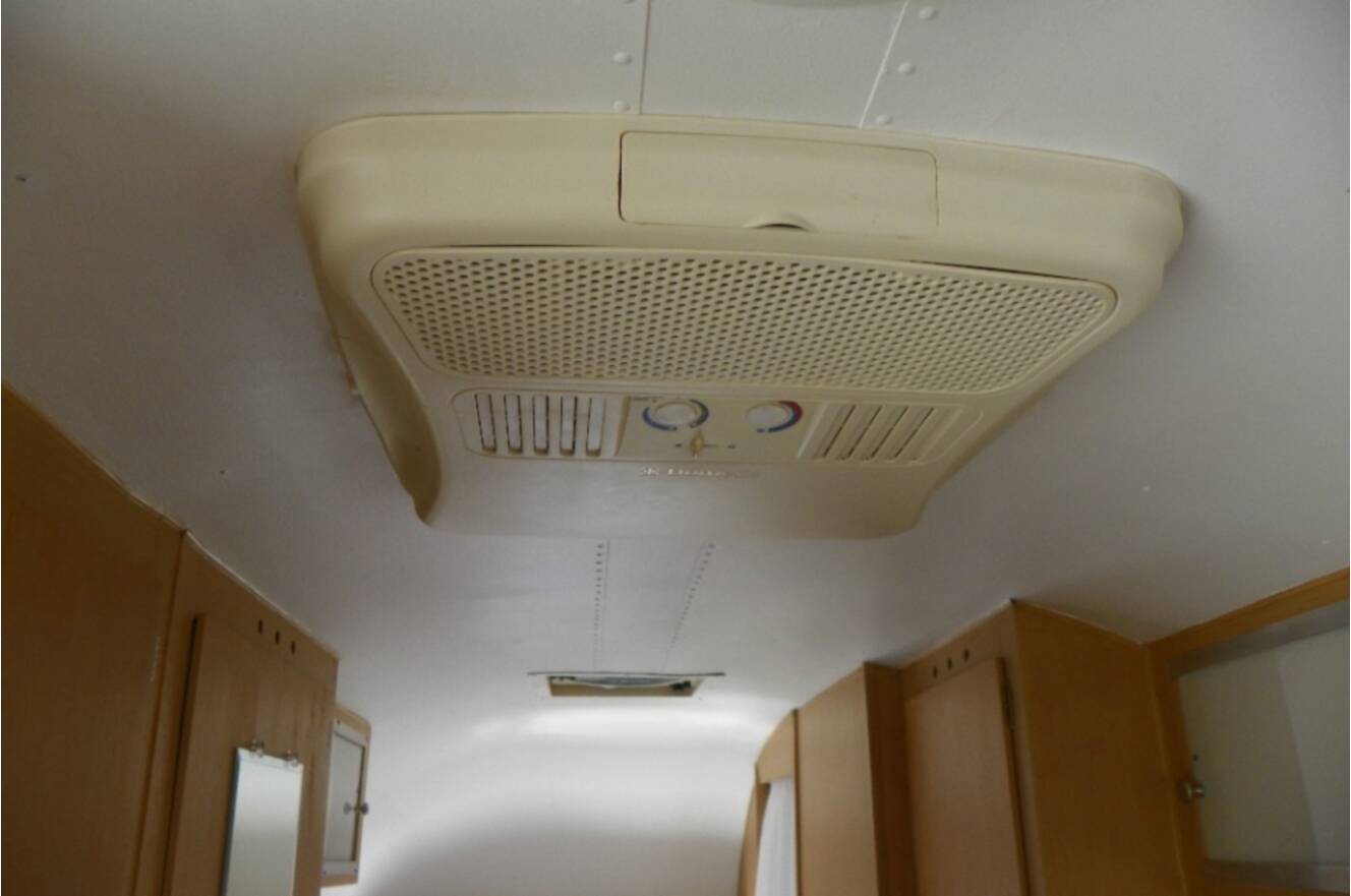A photo of this 1959 Airstream AIRSTREAM FLYING CLOUD 22