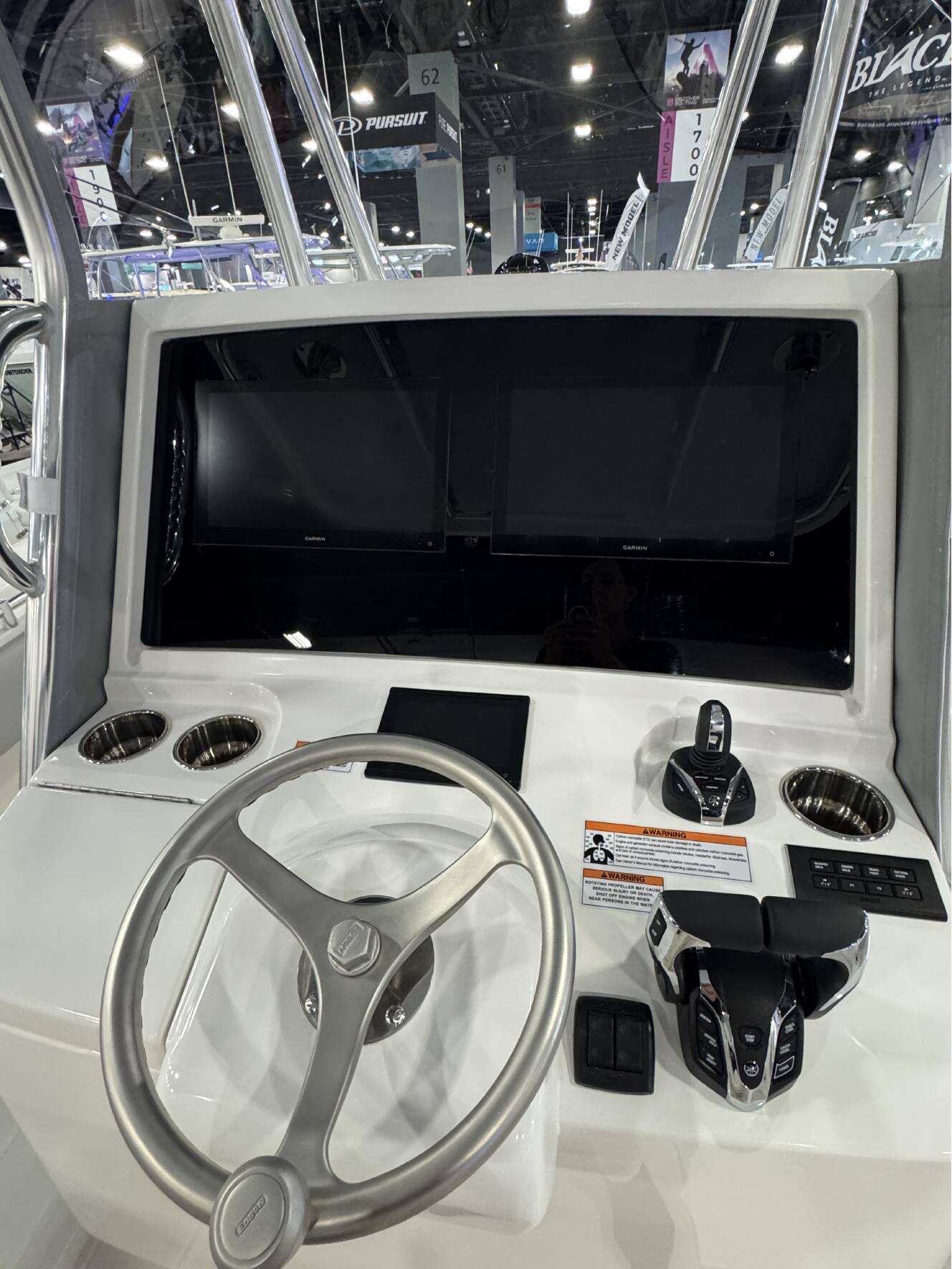 A photo of this 2027 Contender 35 ST with Twin Mercury 425 V10 35'