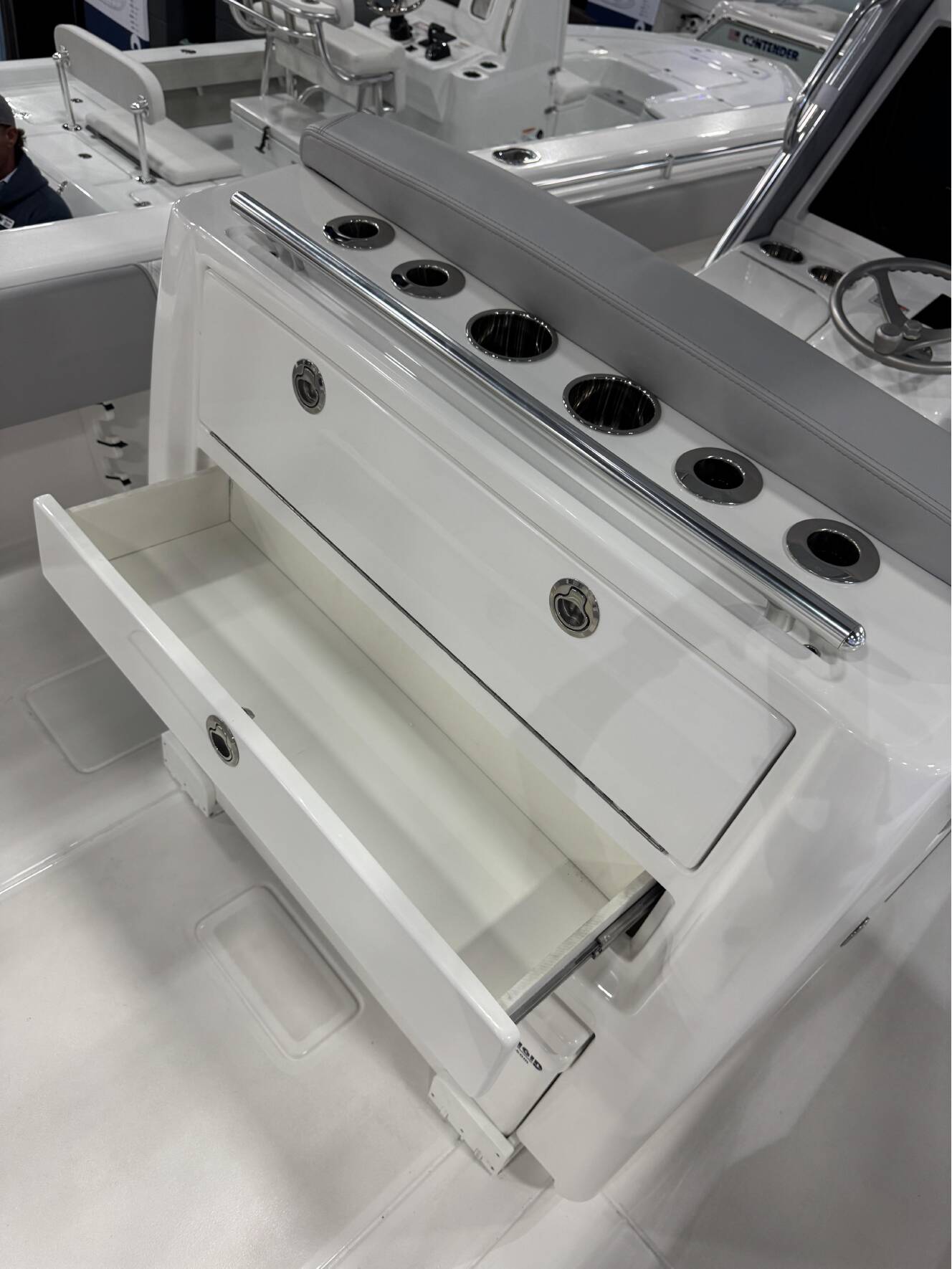 A photo of this 2027 Contender 35 ST with Twin Mercury 425 V10 35'