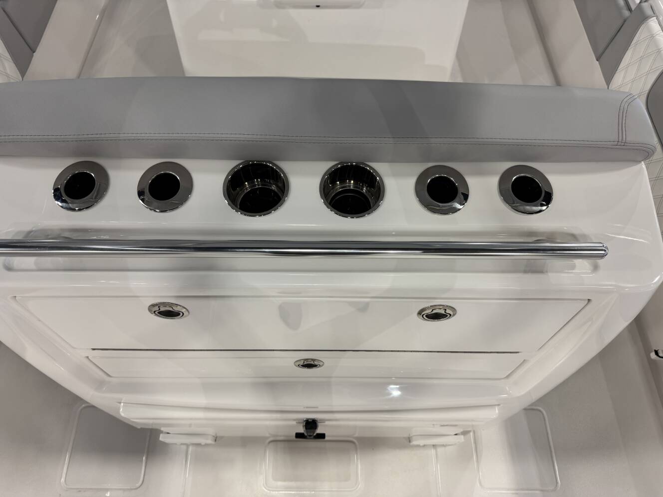 A photo of this 2027 Contender 35 ST with Twin Mercury 425 V10 35'