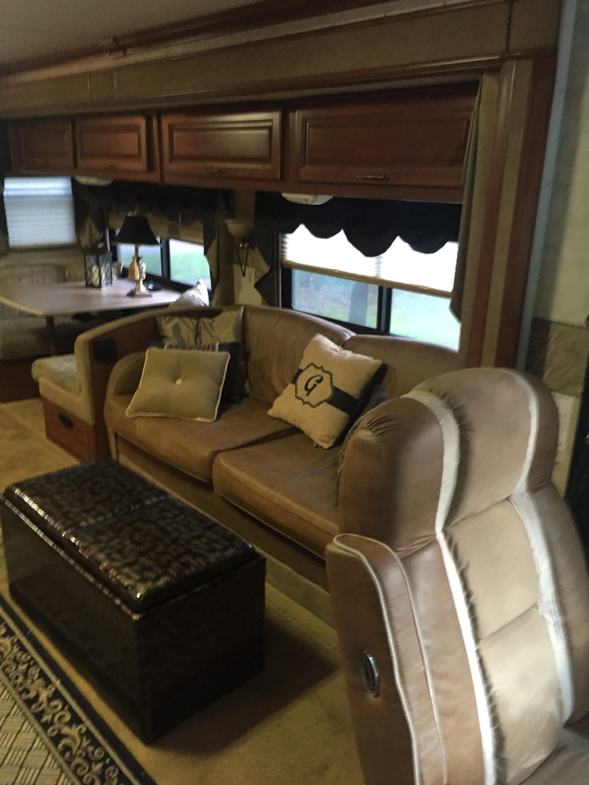 2005 Fleetwood EXPEDITION 38N RV