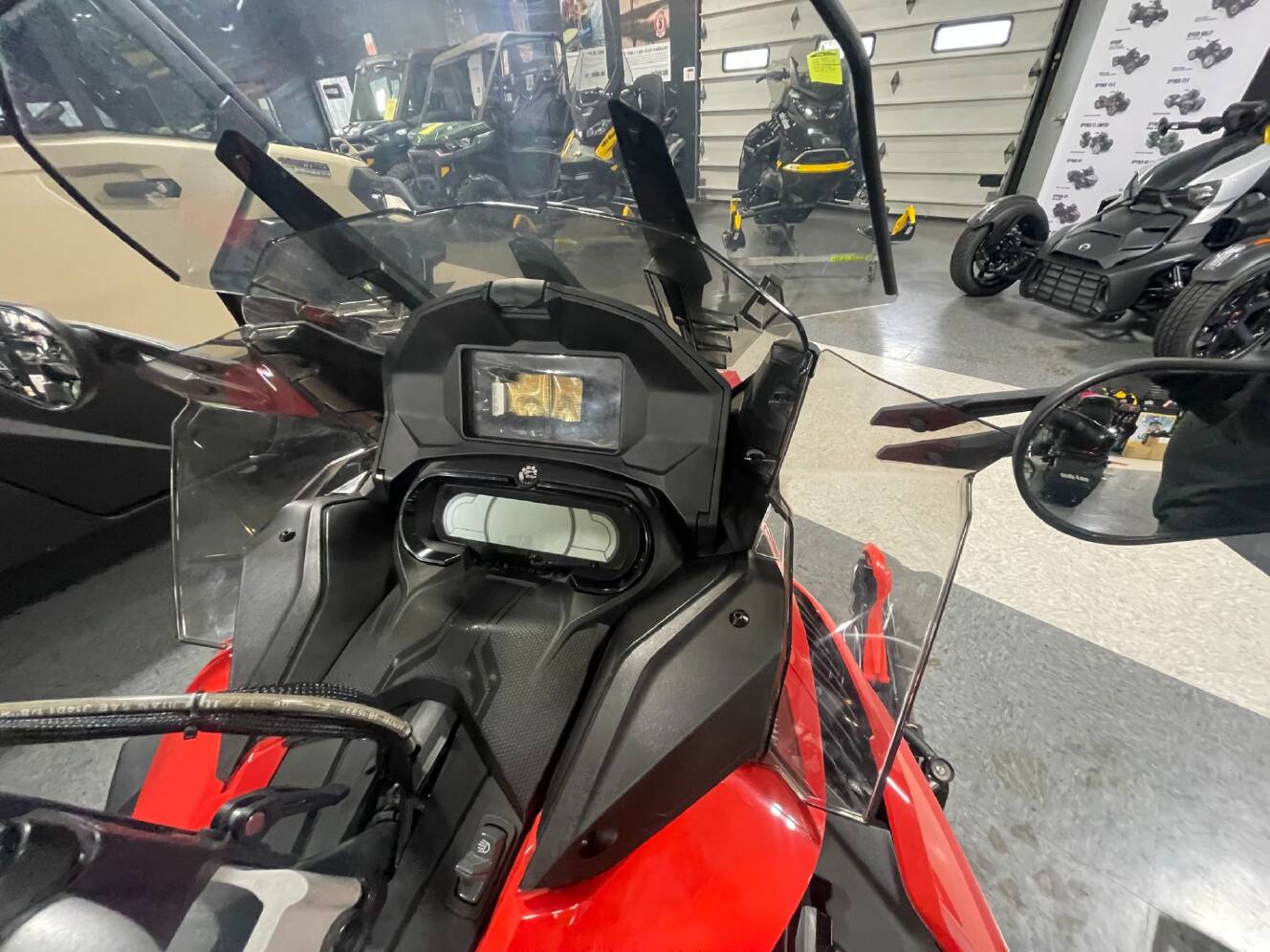 A photo of this 2020 Ski-Doo Renegade Enduro 850 E-TEC ES