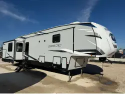 2021 FOREST RIVER CHEROKEE ARCTIC WOLF 3660 SUITE