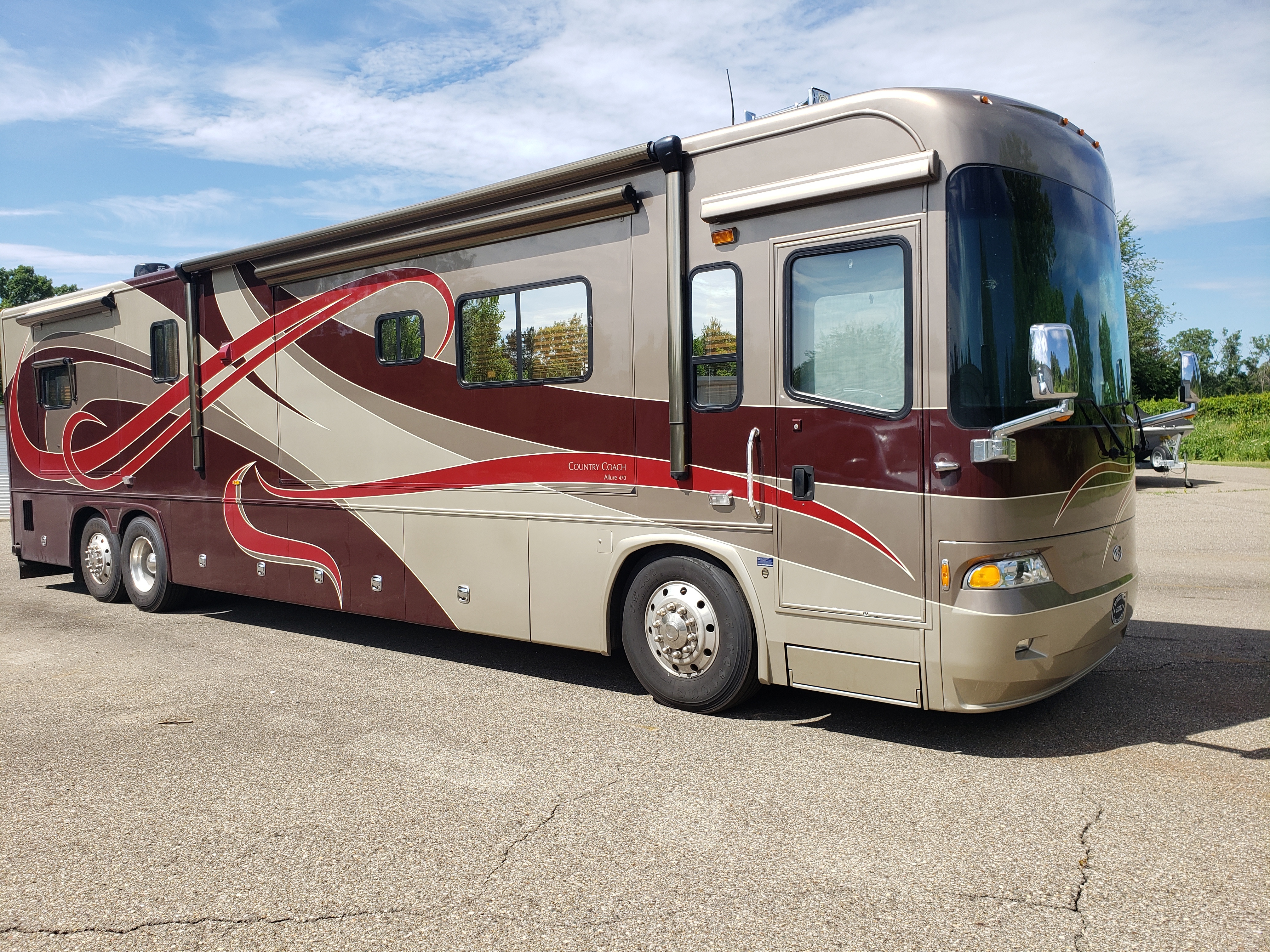 2008 Country Coach ALLURE 470 42' SISKIYOU SUMMIT RV