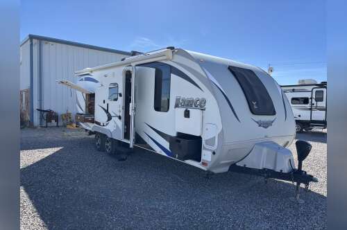 2018 Lance TRAVEL TRAILER 2295 in moriarty NM