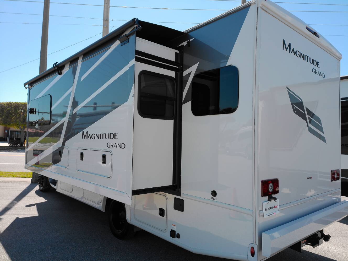 A photo of this 2026 Thor Motor Coach Magnitude GRAND S29