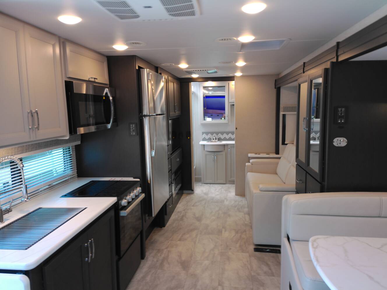 A photo of this 2026 Thor Motor Coach Magnitude GRAND S29