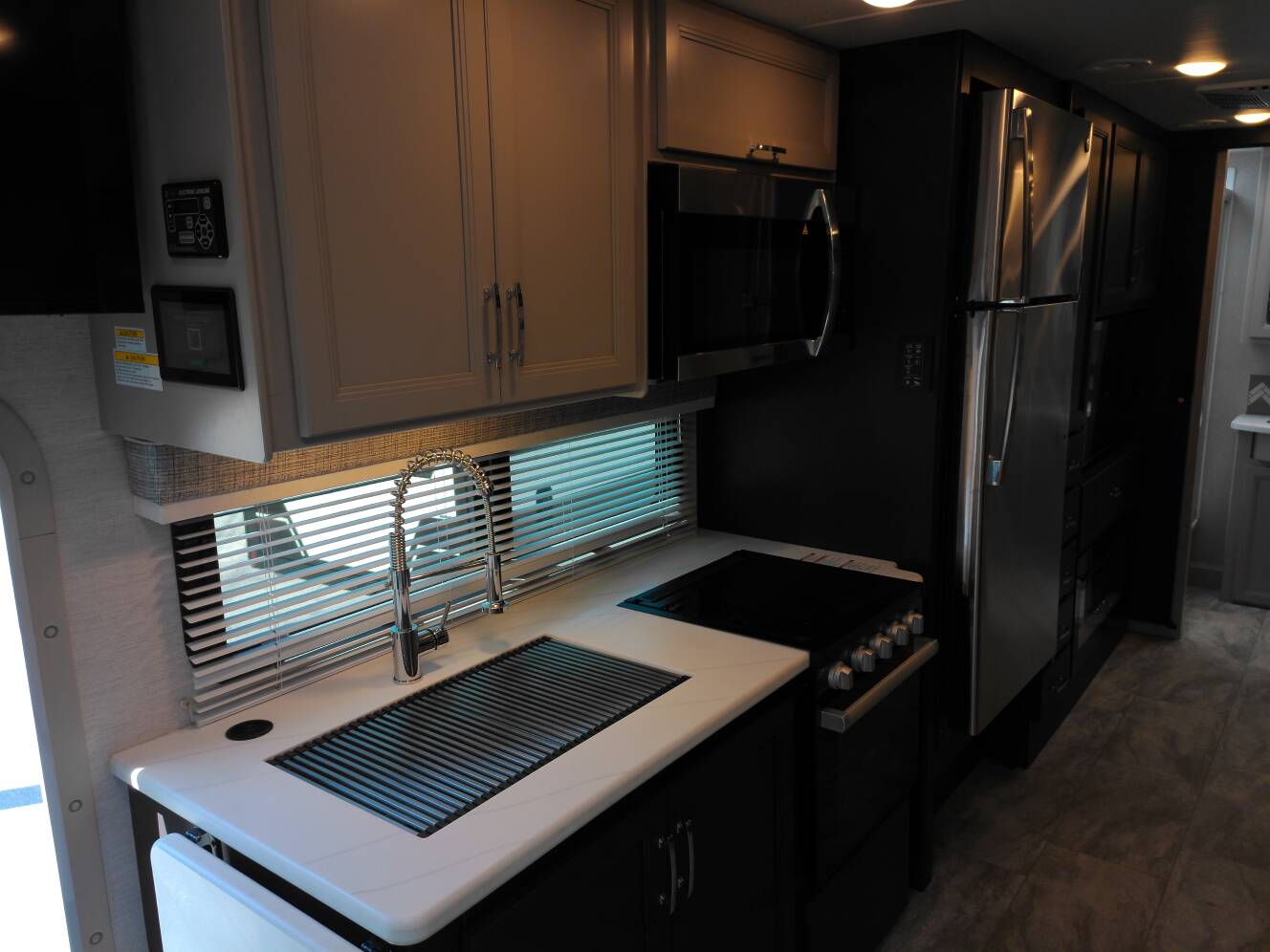 A photo of this 2026 Thor Motor Coach Magnitude GRAND S29