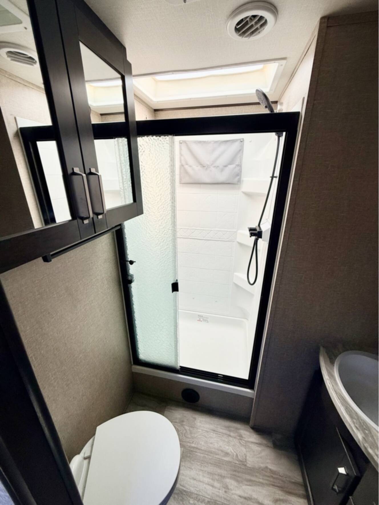 A photo of this 2023 Grand Design reflection