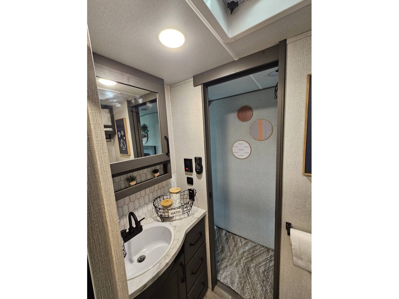 A photo of this 2024 Grand Design REFLECTION 100 SERIES 28RL